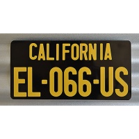 plaque-us-california-noire-et-jaune